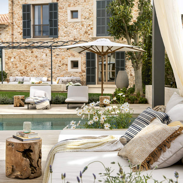 El paraíso tiene nombre y se llama 'Sa Buguenvil·lea': es una casa preciosa que está en Mallorca y es de estilo rústico y minimalista // CON VÍDEO