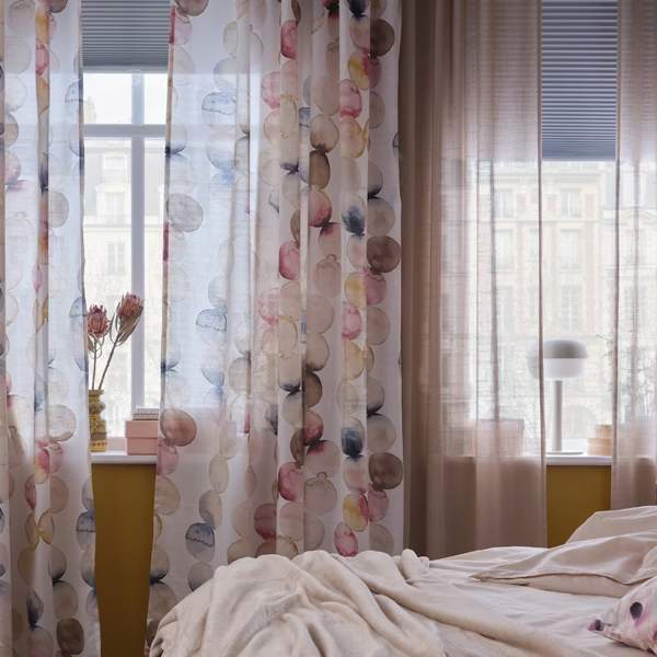 Las 10 mejores cortinas de IKEA para dormir sin que te despierte nunca más la luz por la mañana