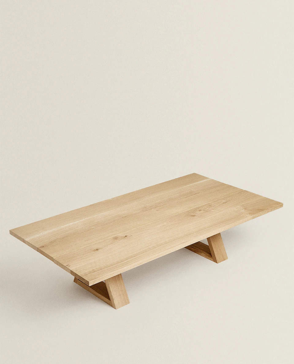Mesa auxiliar inspirada en las antiguas mesas de carpintero
