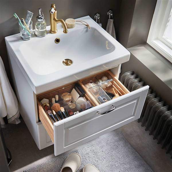 Adiós al caos y a las excusas: pon orden en los cajones de tu baño con estos accesorios prácticos y bonitos (IKEA, H&M, El Corte Ingles...)