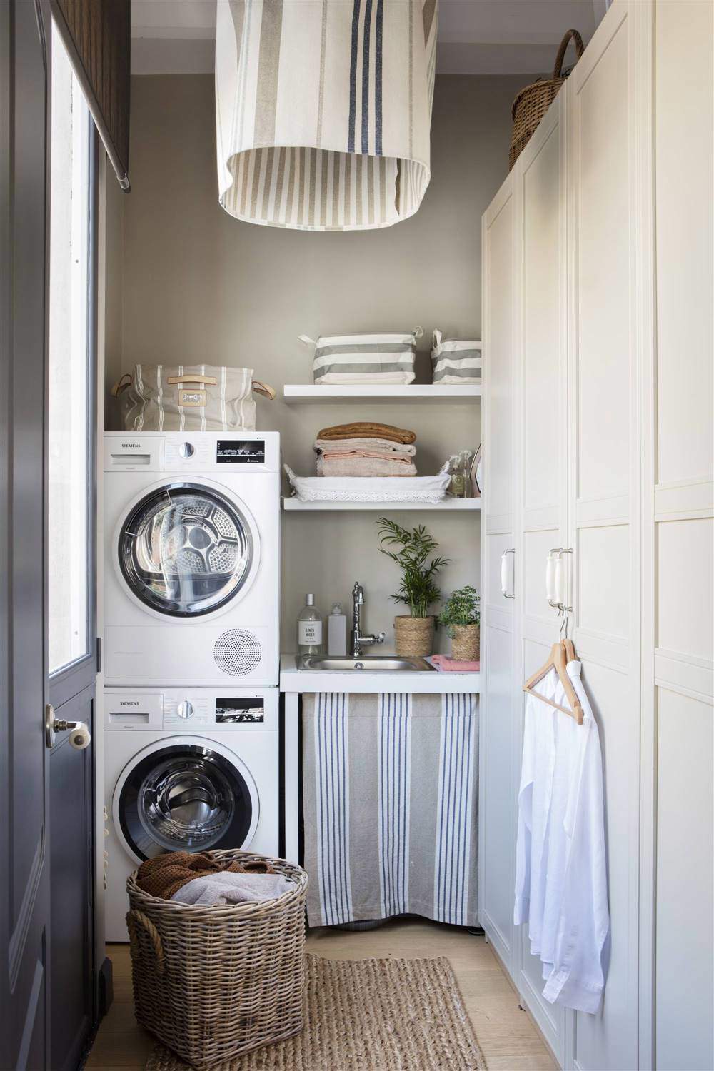 Dónde y cómo poner la lavadora en espacios reducidos