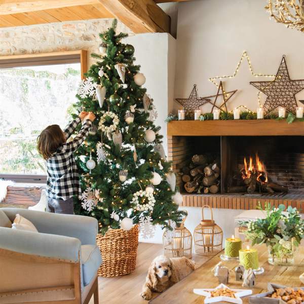 7 trucos para decorar el salón de Navidad y que te quede como en la revista El Mueble