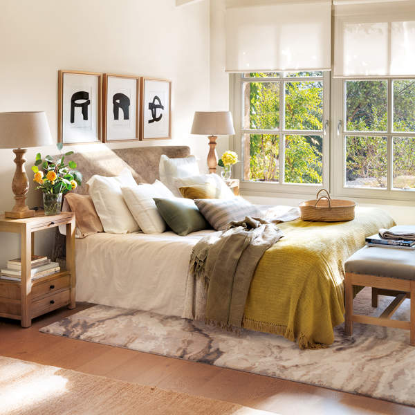 ¡Estos tríos de muebles son un match en el dormitorio! 12 ejemplos de mesita de noche, lámpara y cabecero