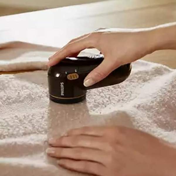 Adiós a las pelusas: el gadget con el que limpiarás tu ropa fácil y rápido que puedes comprar en Amazon por menos de 15 euros